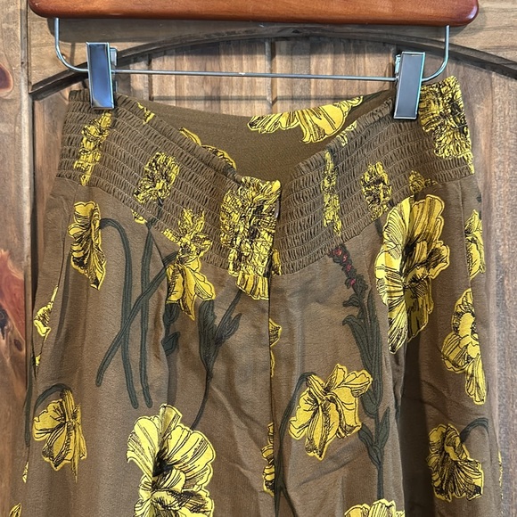 Anthropologie Maeve Terrace Floral Pants - Picture 4 of 7